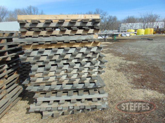 Approx. (50) 48-x48- single-sided sod pallets_1.jpg